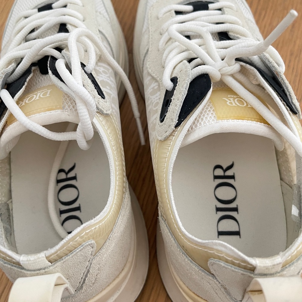 Dior Men's White and Cream Sneakers - Picture 5 of 10